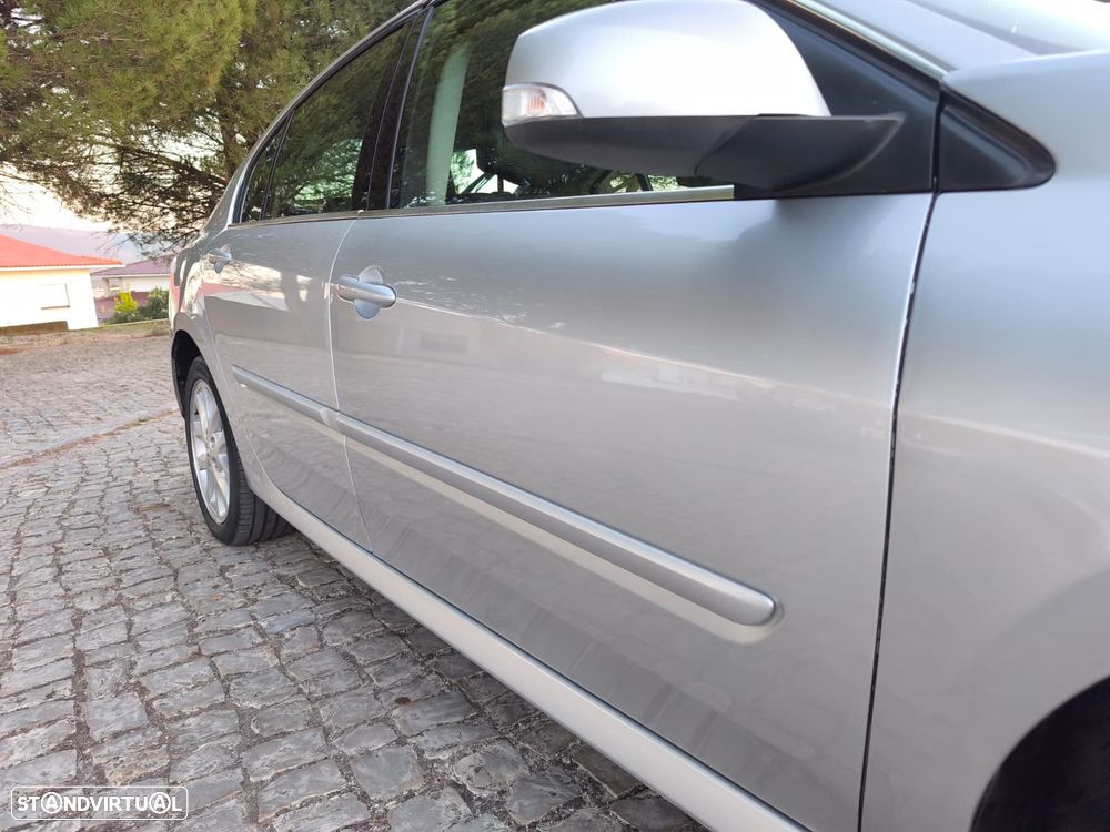 Renault Laguna 2.0 dCi Dynamique - 5