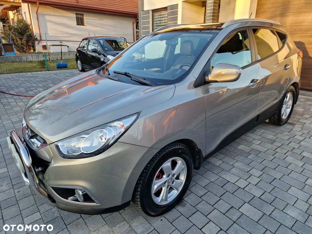 Hyundai ix35 2.0 CRDi 4WD Automatik Premium - 3