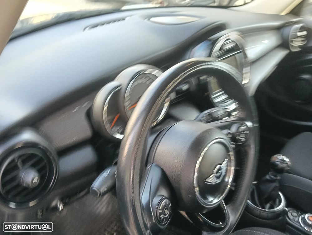 MINI 5 Portas Cooper D Seven - 6