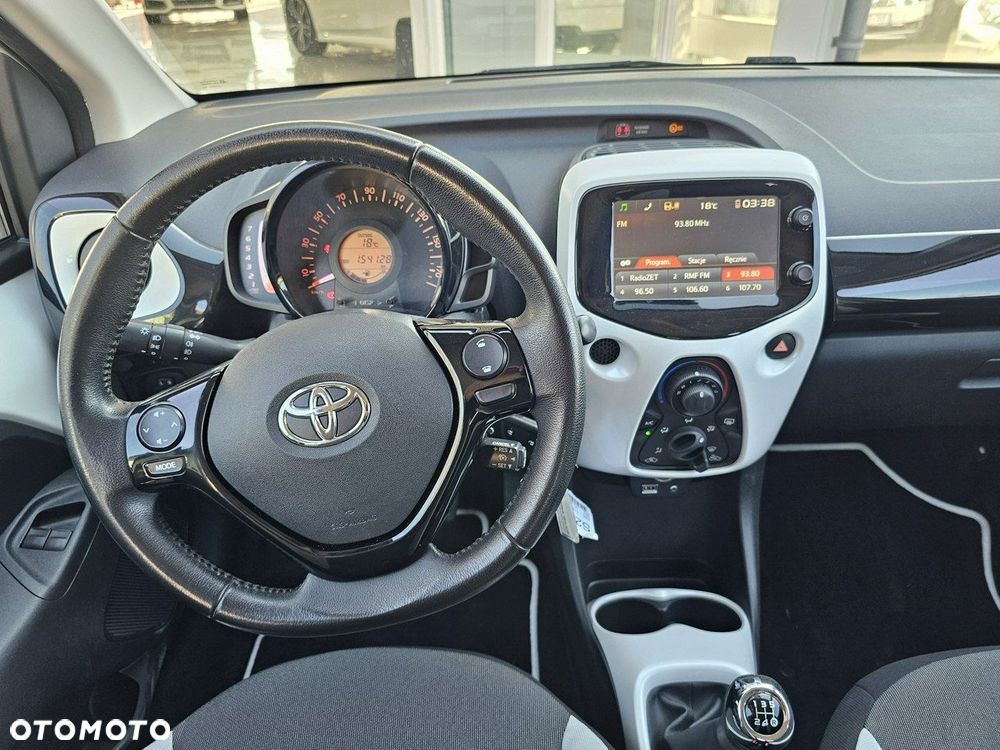 Toyota Aygo x-cite Style Selection - 18