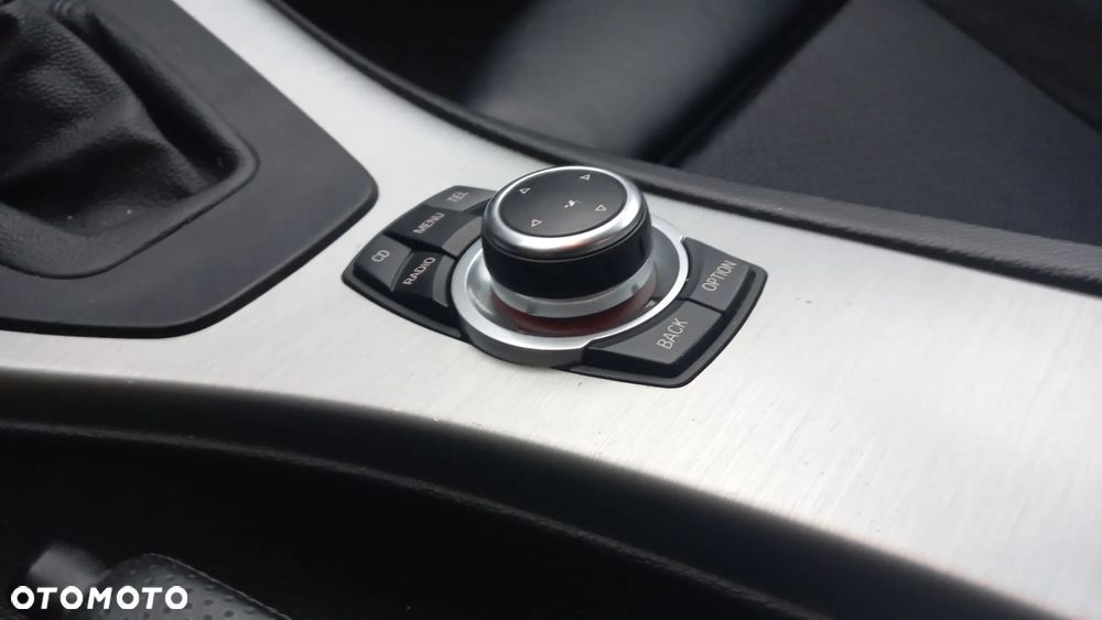 BMW Seria 3 335d DPF Edition Exclusive - 9