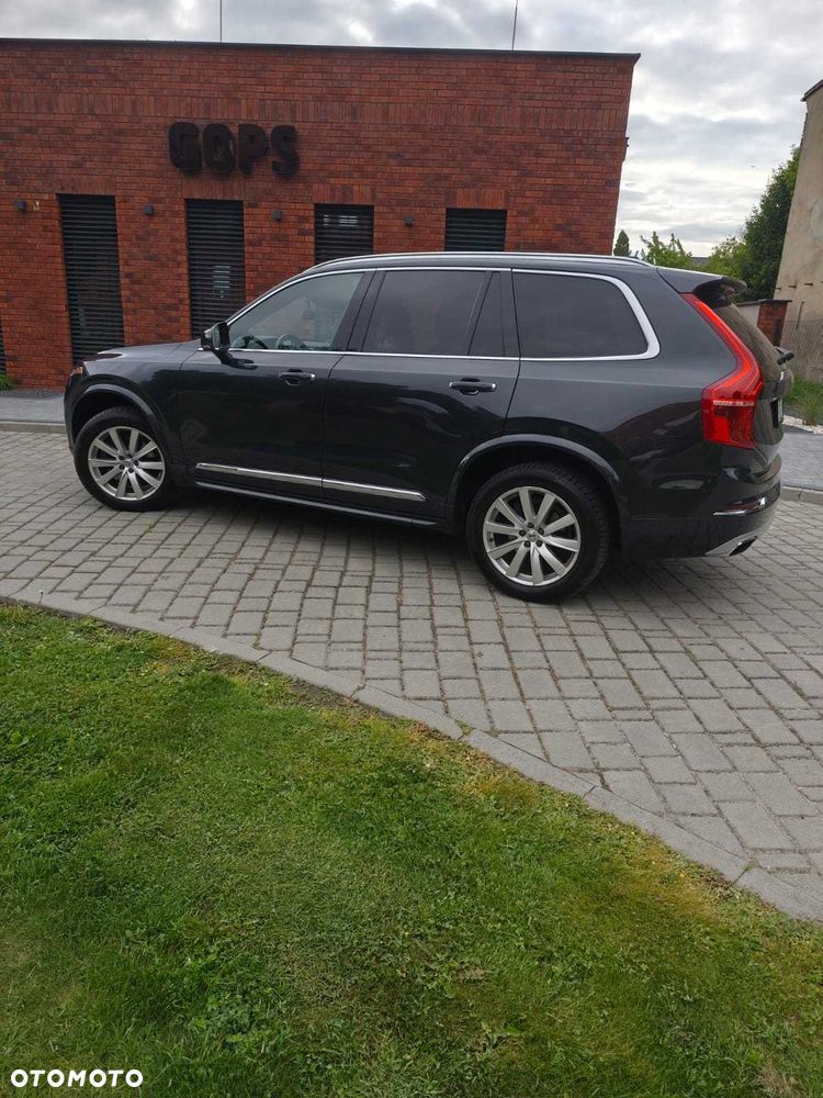 Volvo XC 90 - 3