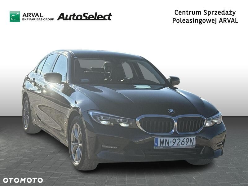 BMW Seria 3 320i Sport Line - 8