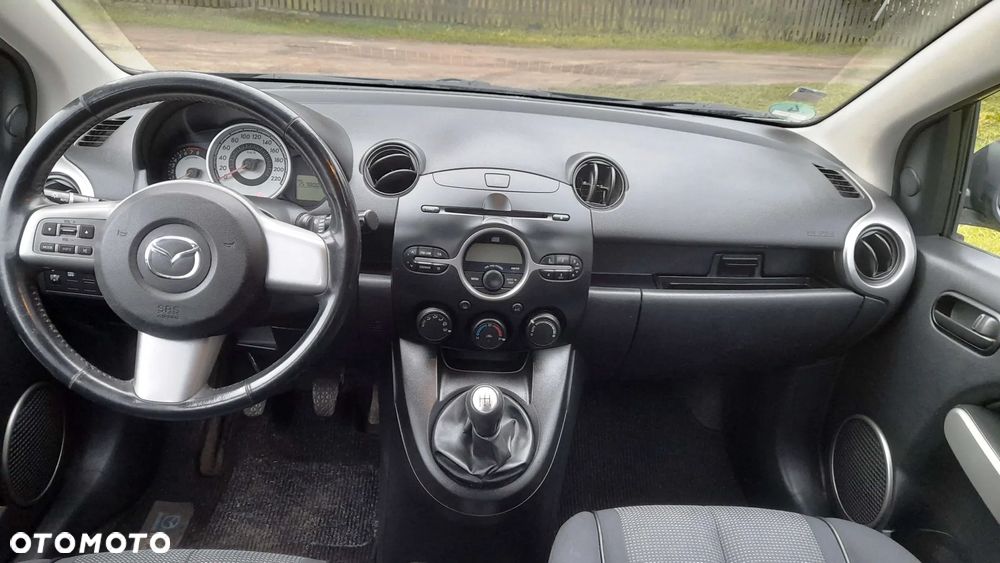 Mazda 2 1.3 Dynamic - 8