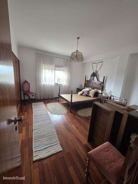 Moradia V3 com terreno e vista para a Serra do Açor – Senhor das Almas - Grande imagem: 2/5