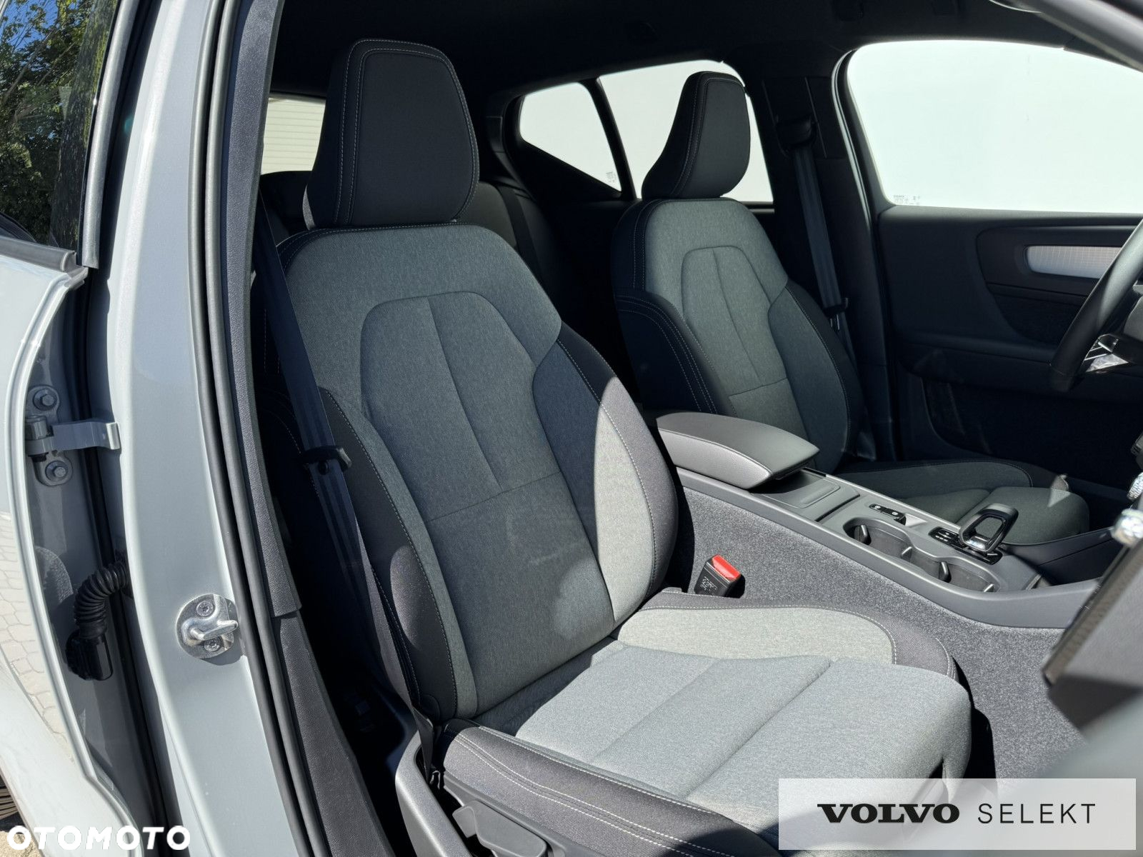 Volvo XC 40 B4 Core - 14