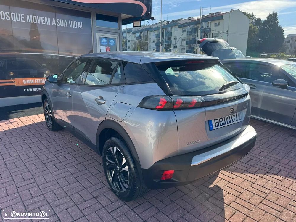 Peugeot 2008 1.2 PureTech Style - 33