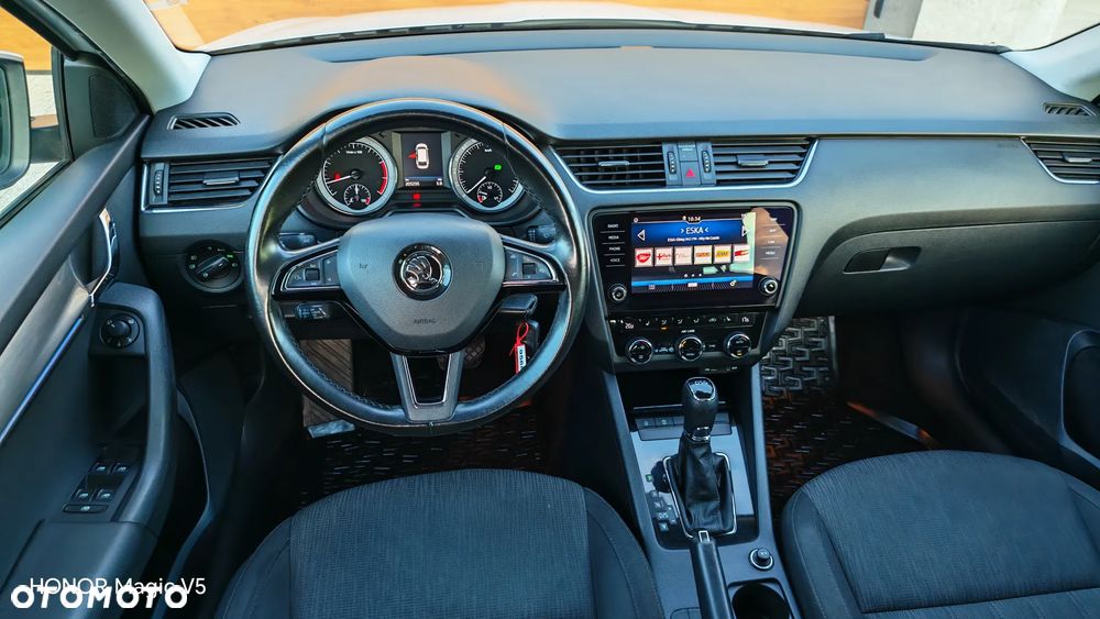Skoda Octavia 1.4 TSI Edition DSG - 4