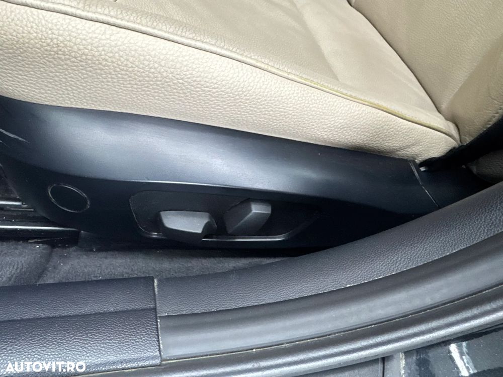 BMW Seria 3 320d DPF Aut. Edition Exclusive - 26
