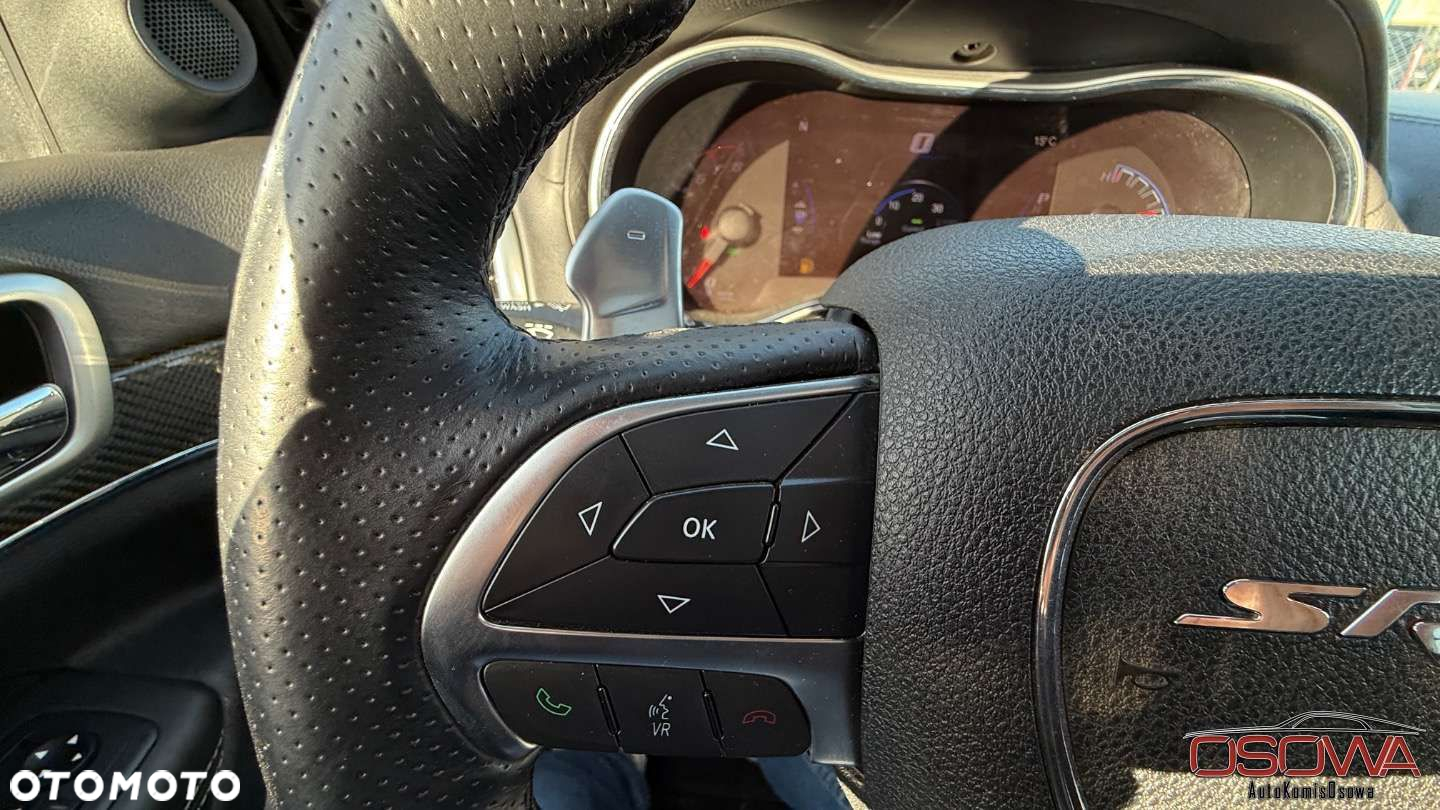 Jeep Grand Cherokee - 25