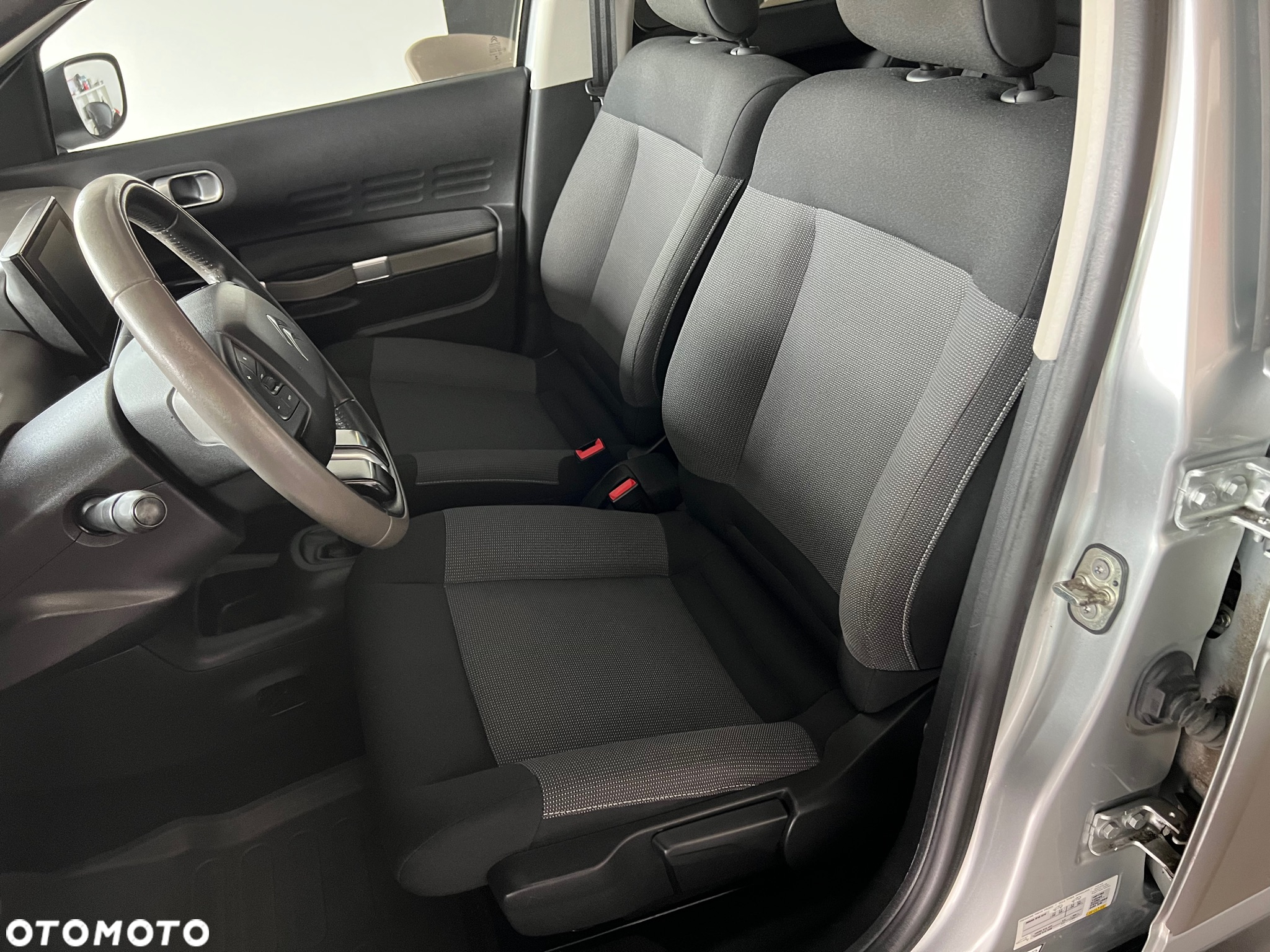 Citroën C4 Cactus - 11