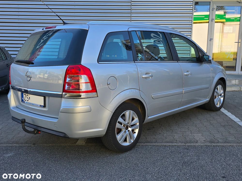 Opel Zafira 1.8 Elegance - 4