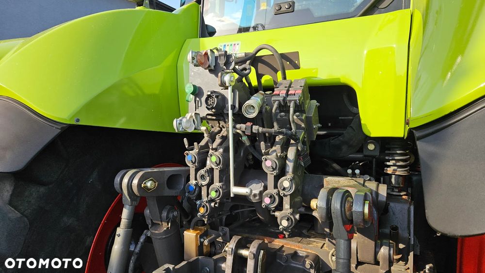 Claas Axion 830 - 21