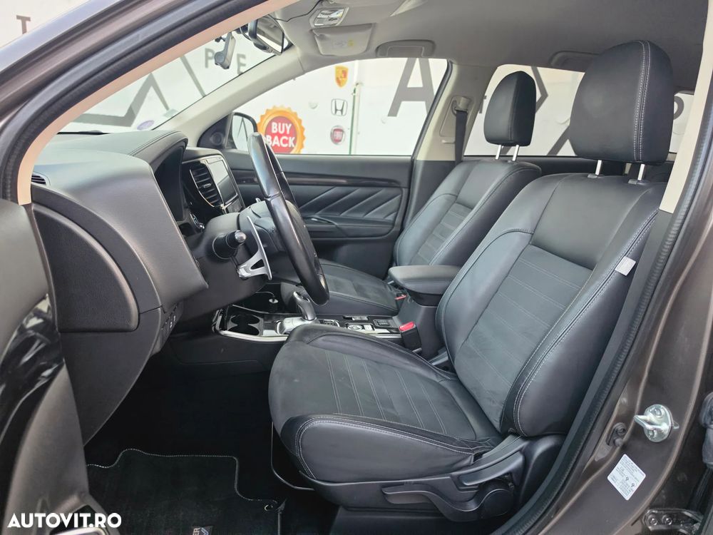 Mitsubishi Outlander 2.0 Litre DOHC MIVEC 4WD Instyle Navi - 7