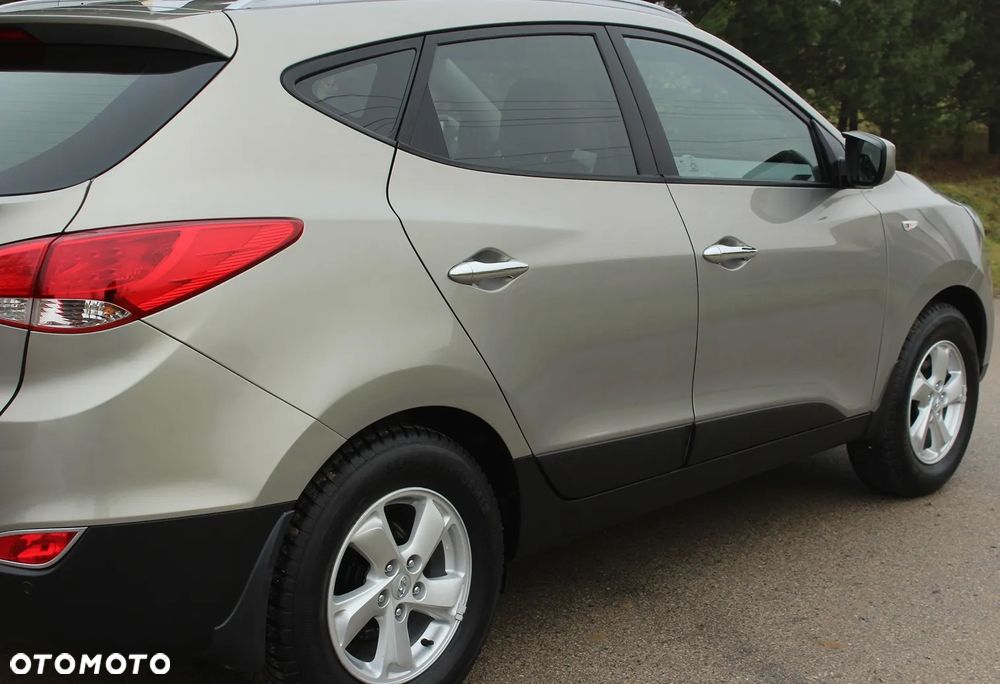Hyundai ix35 2.0 4WD Style - 19