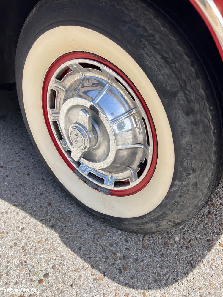 Chevrolet Corvette - 28