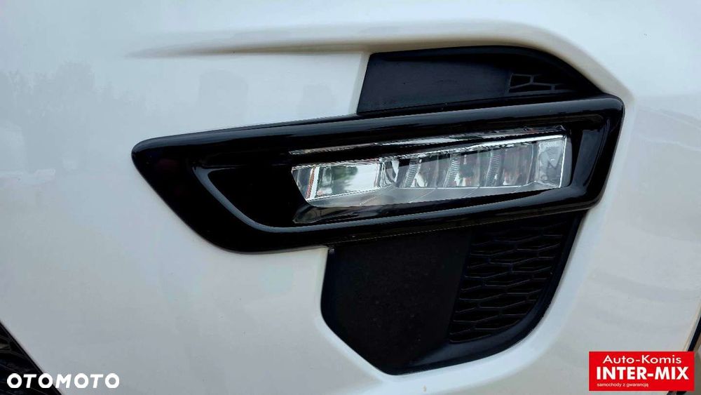 Land Rover Discovery Sport - 11