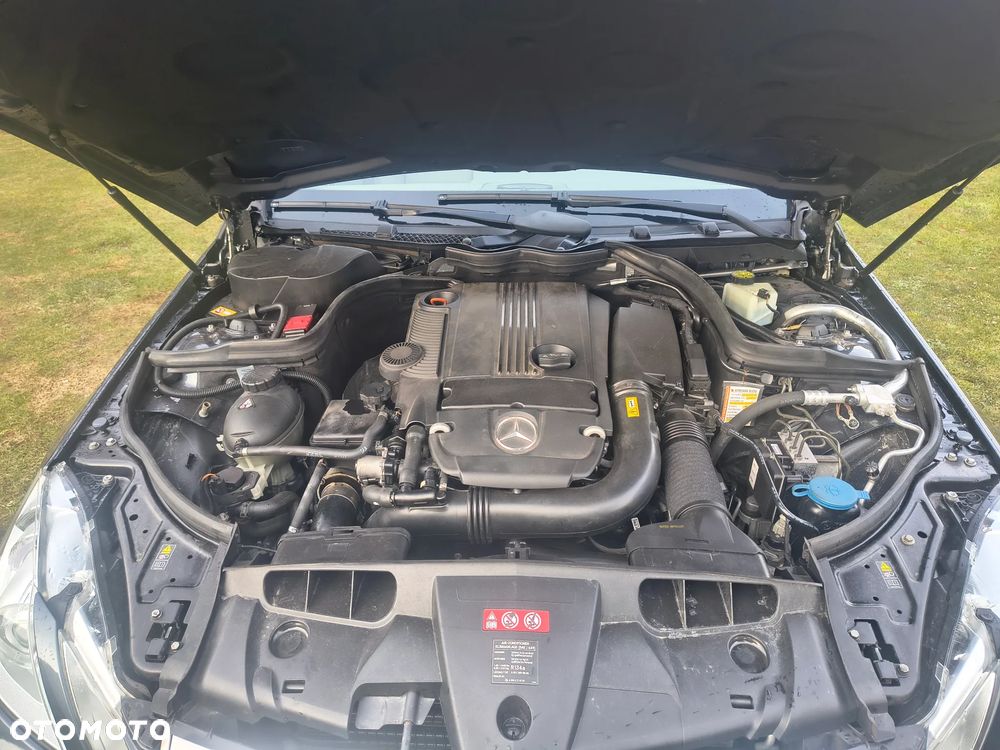 Mercedes-Benz Klasa E 250 CGI BlueEFFICIENCY Automatik Avantgarde - 18