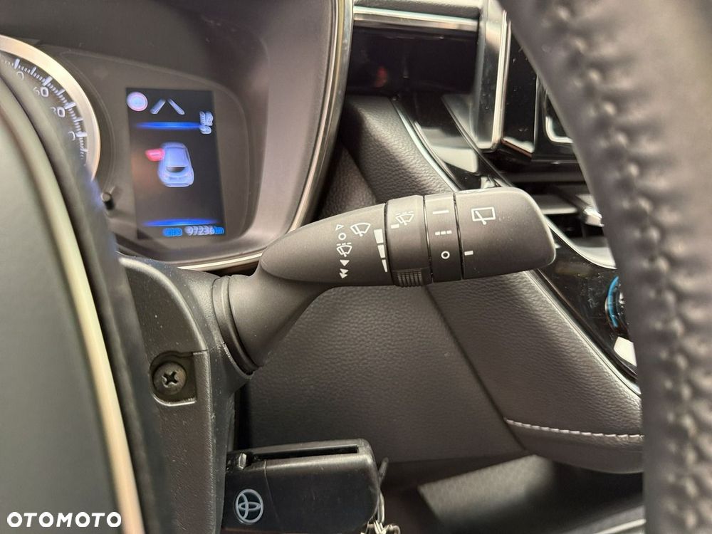 Toyota Corolla - 25