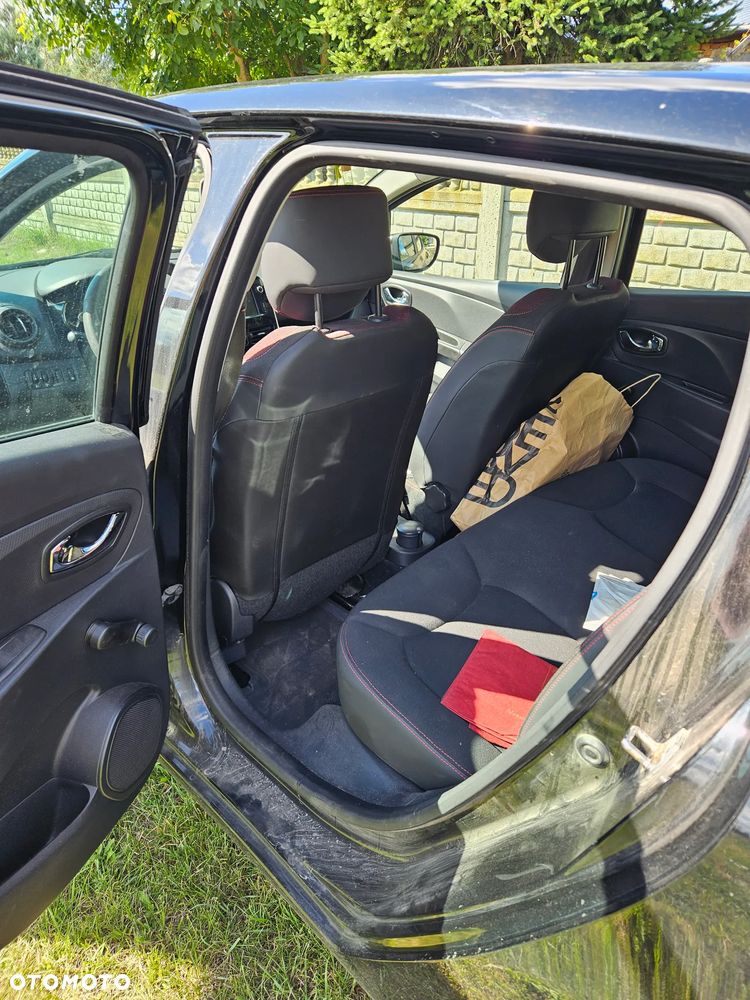 Renault Clio - 8