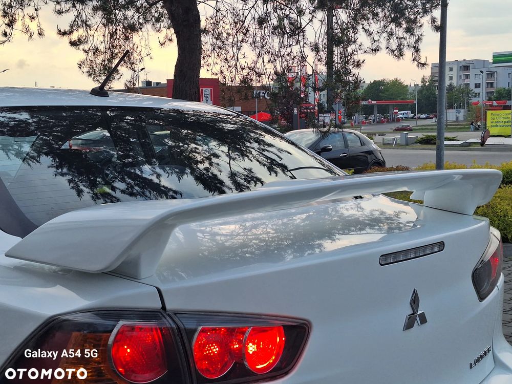 Mitsubishi Lancer 1.6 - 9
