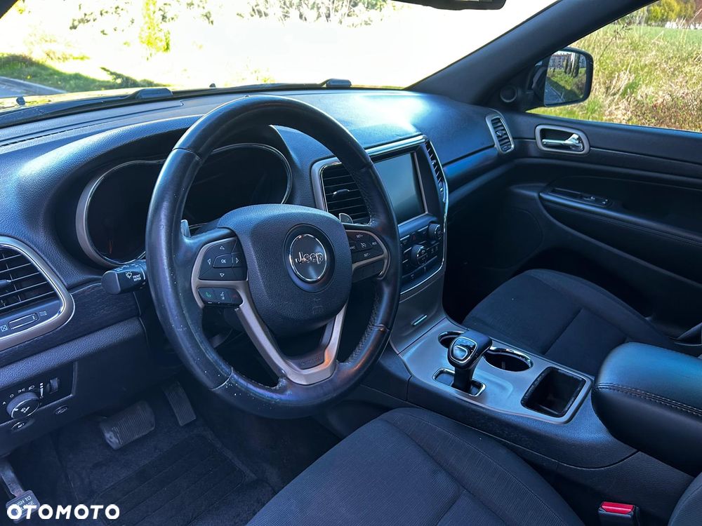 Jeep Grand Cherokee - 20
