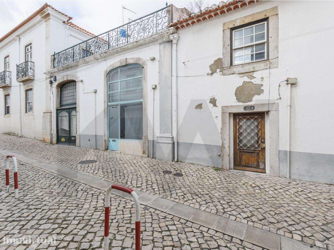 Duas lojas no Centro histórico de Cascais, com porta para a rua, ideal - Grande imagem: 3/8