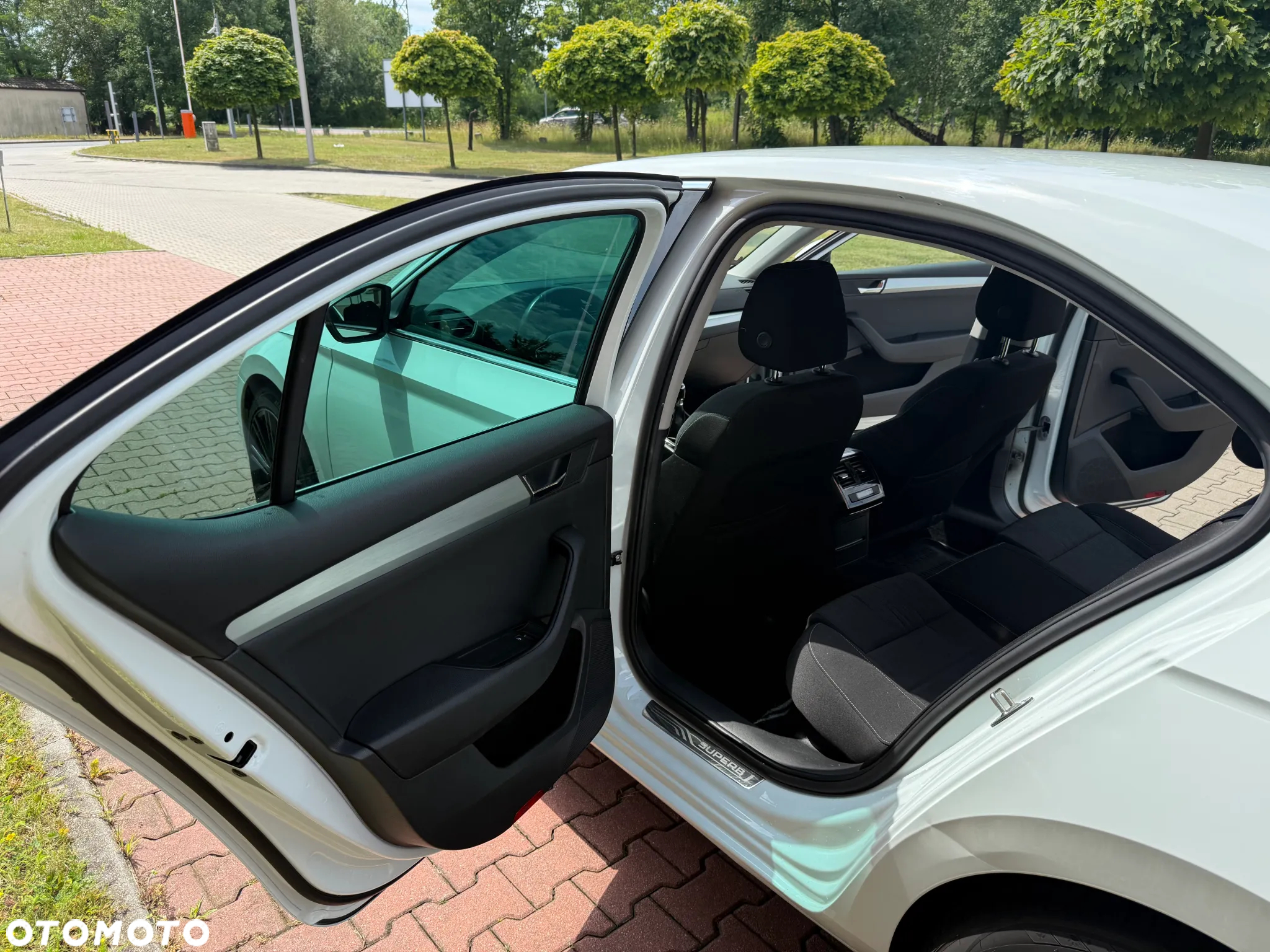 Skoda Superb 1.4 TSI ACT Ambition - 10