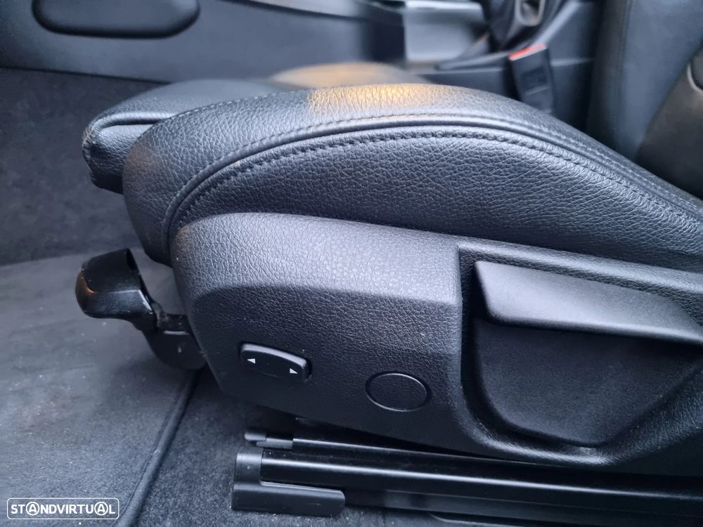 BMW 116 d M Sport - 11