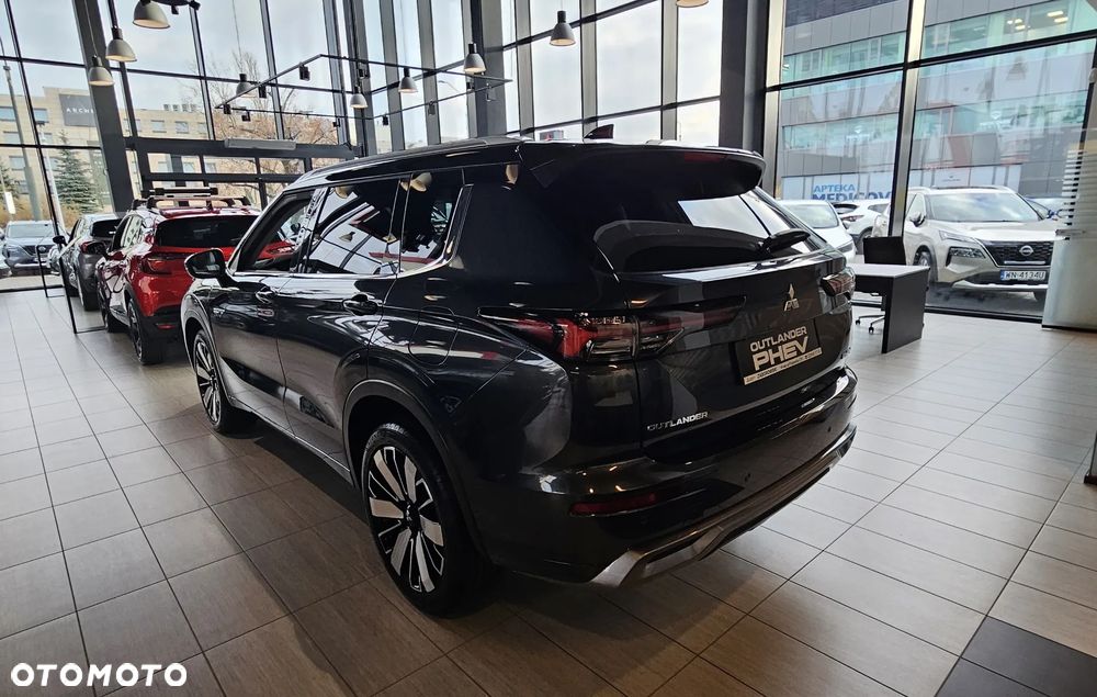 Mitsubishi Outlander Instyle - 2