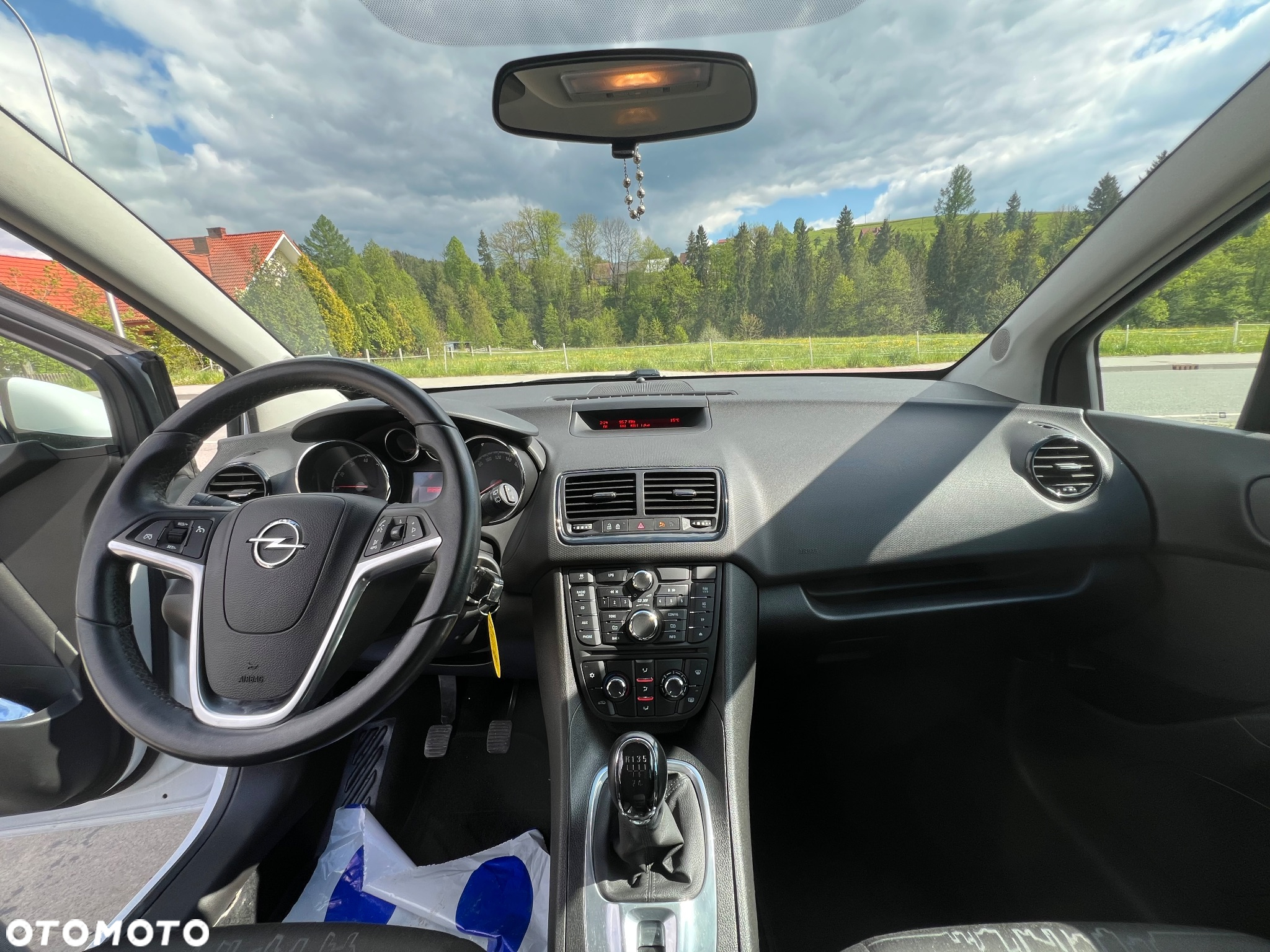 Opel Meriva 1.4 T Enjoy S&S - 11