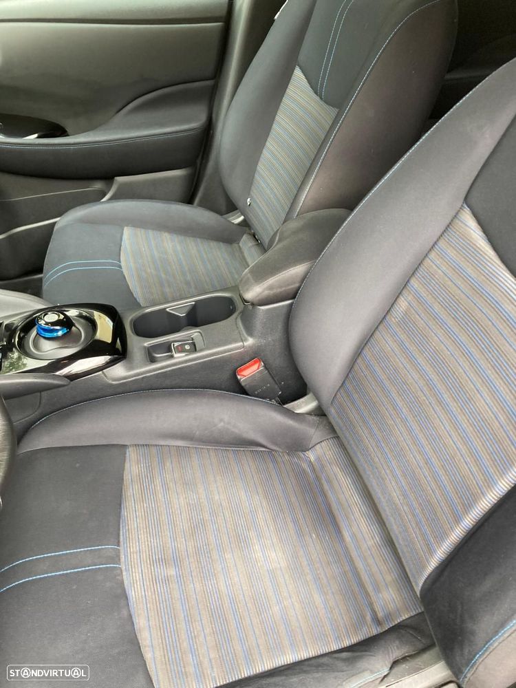 Nissan Leaf N-Connecta Two Tone - 18