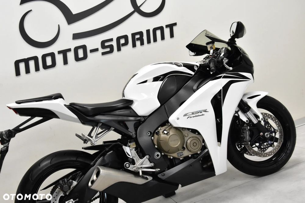 Honda CBR - 12