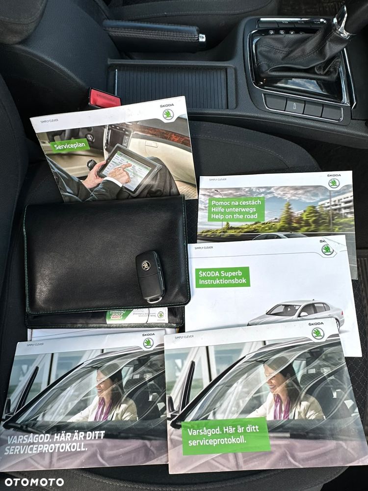 Skoda Superb 2.0 TDI 4x4 Business DSG - 39