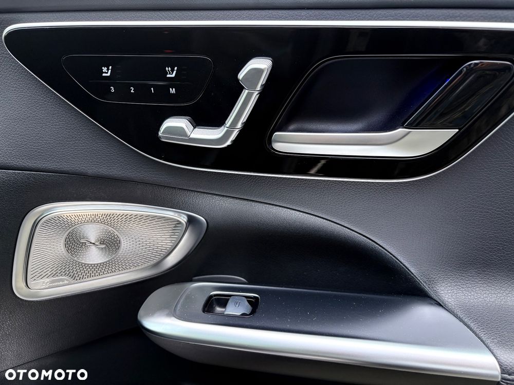 Mercedes-Benz Klasa C 220 d 4Matic 9G-TRONIC AMG Line - 25