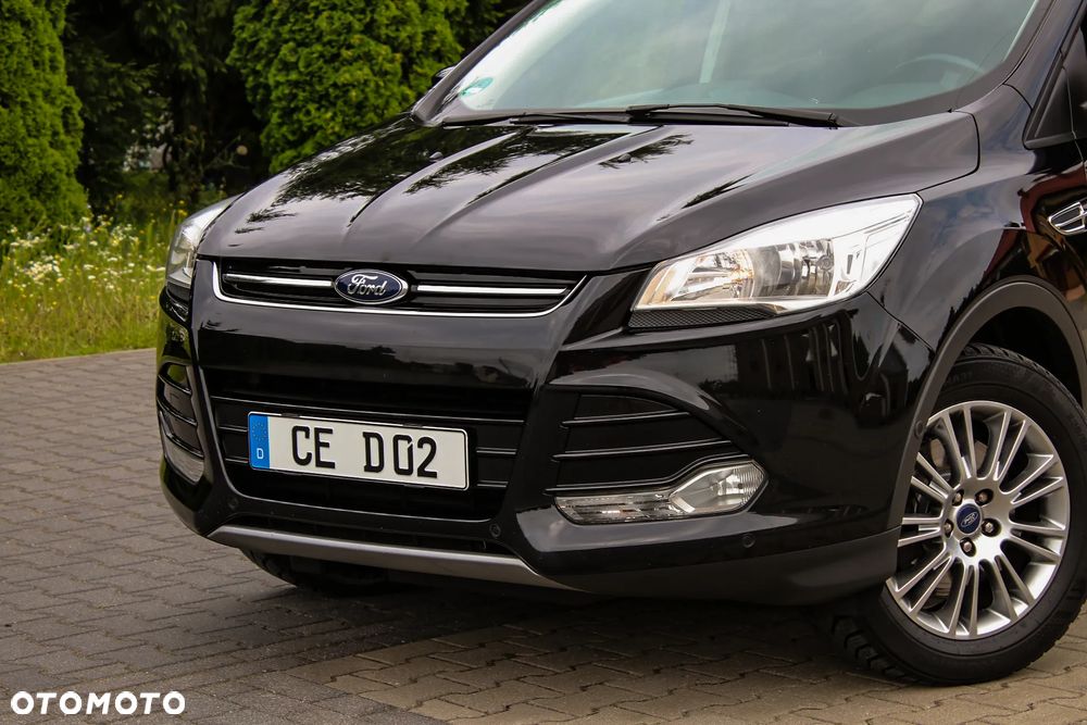 Ford Kuga 2.0 TDCi 2x4 Titanium - 17