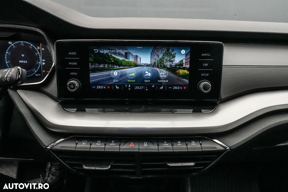 Skoda Octavia 2.0 TDI DSG Style - 22