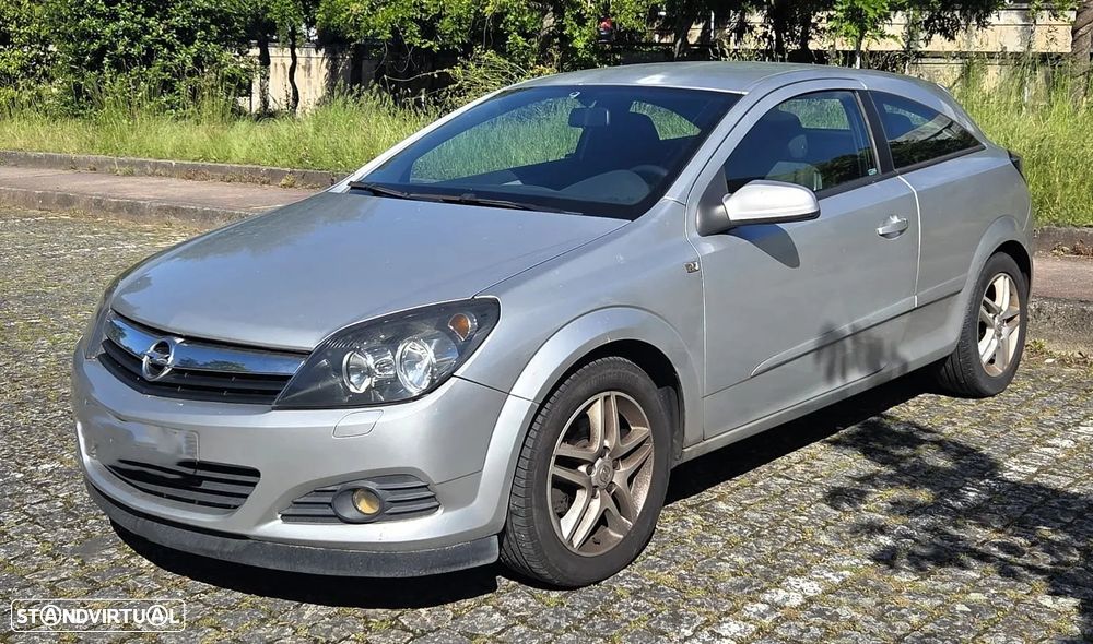 Opel Astra GTC 1.3 CDTI - 1