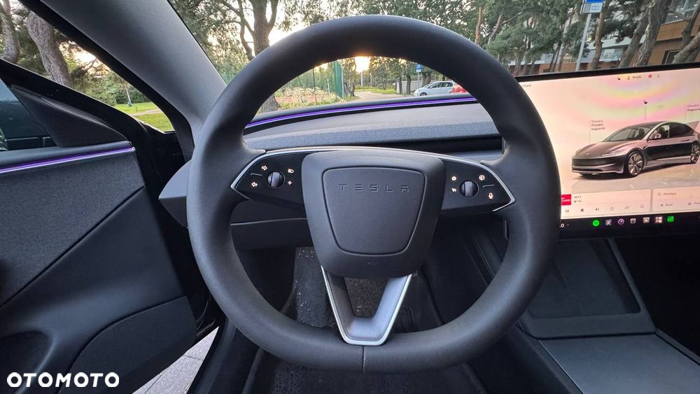 Tesla Model 3 Langstreckenbatterie Allradantrieb Dual Motor - 12