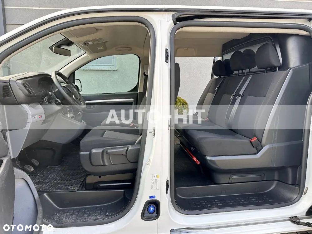 Opel Vivaro - 8