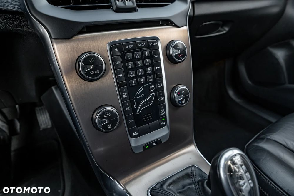 Volvo V40 Cross Country T5 AWD Geartronic Summum - 39