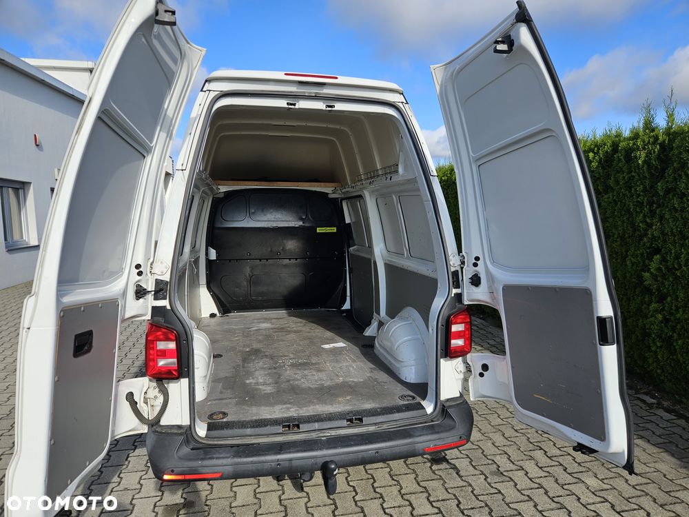 Volkswagen Transporter Caravelle Kurz Comfortline - 11