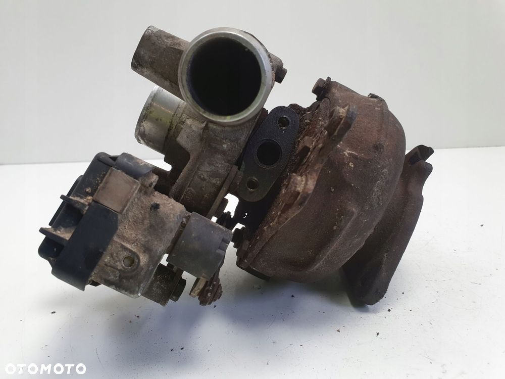 TURBOSPRĘŻARKA Jaguar XF 2.7 D _ turbo 6R8Q-6K682-BD - 5