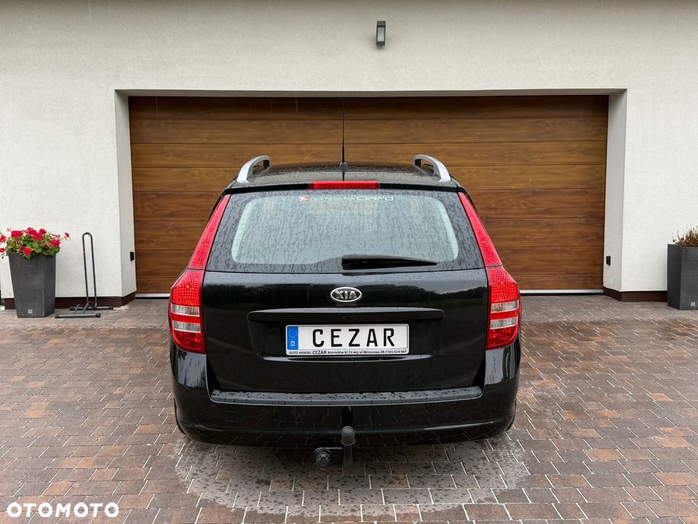 Kia Ceed - 6