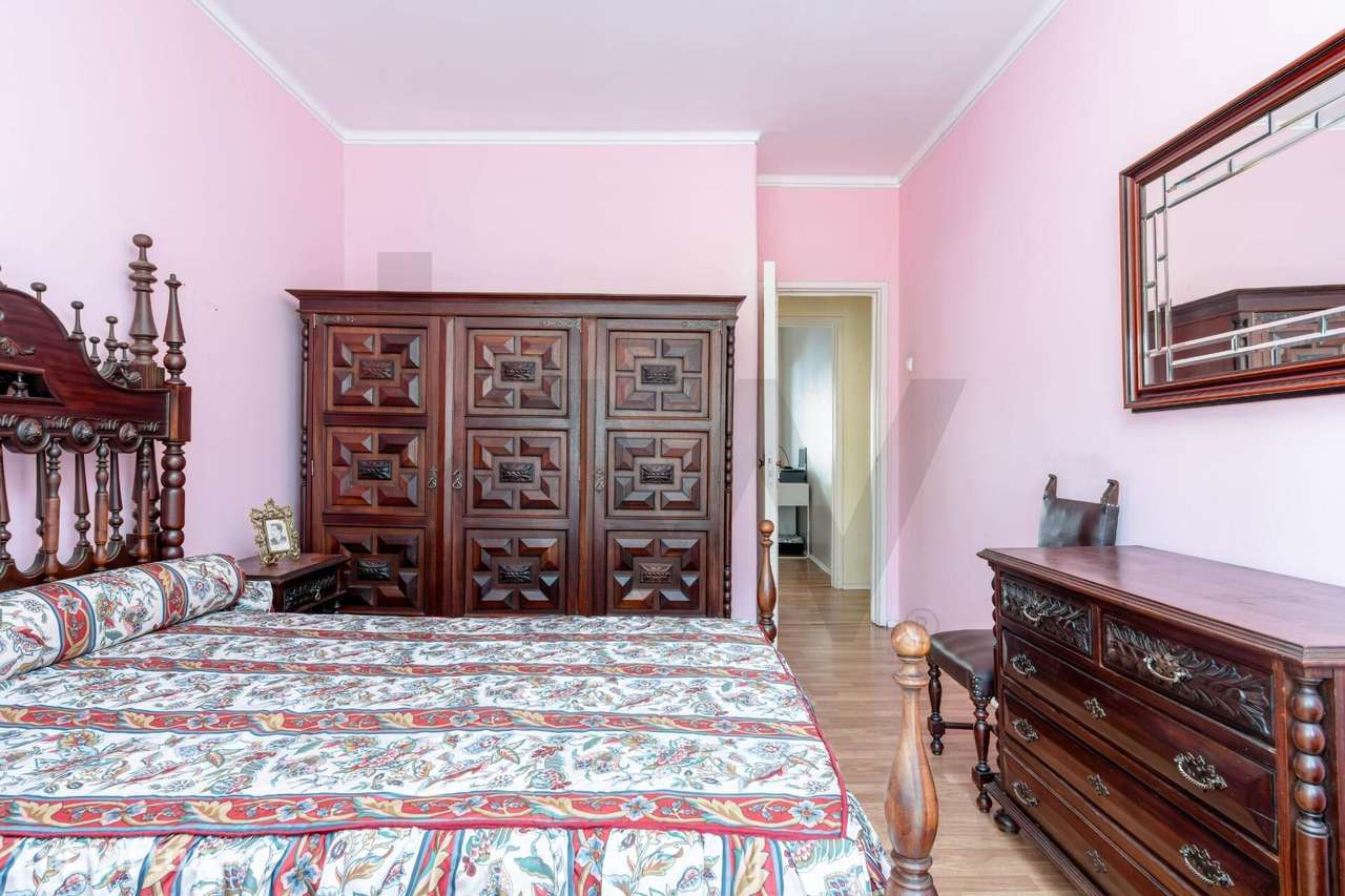 Apartamento T3 junto ao Metro de Almada – Excelente Localização (1º An - Grande imagem: 4/27