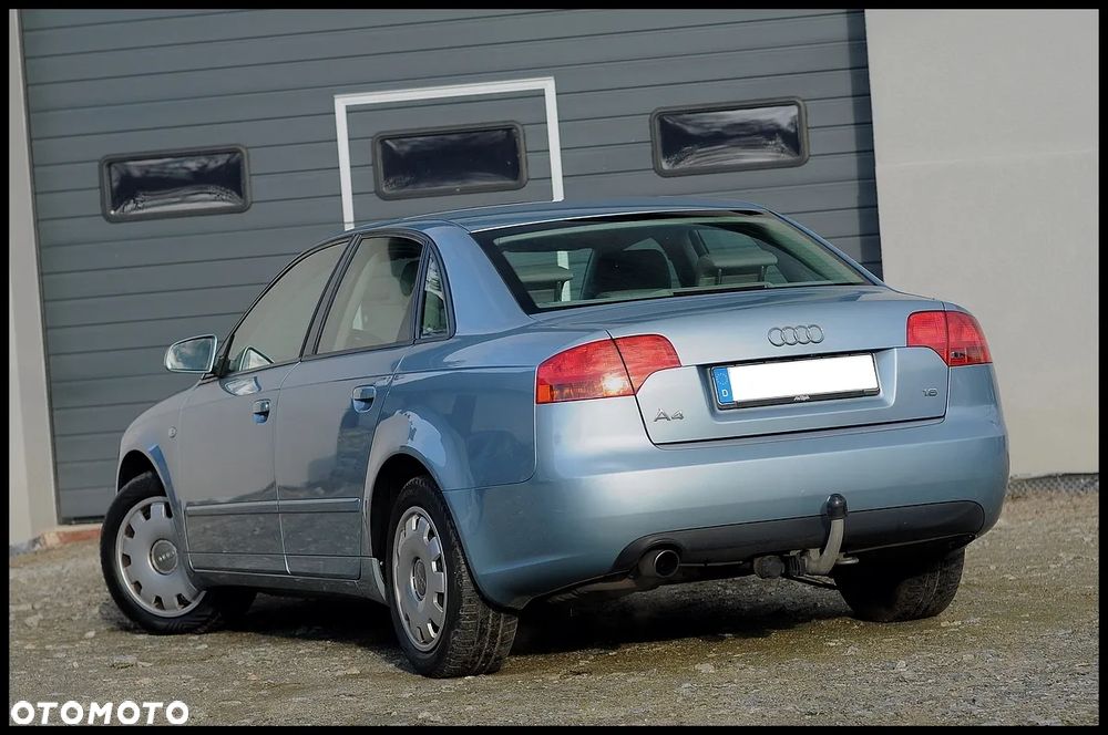 Audi A4 Limousine 1.6 - 19