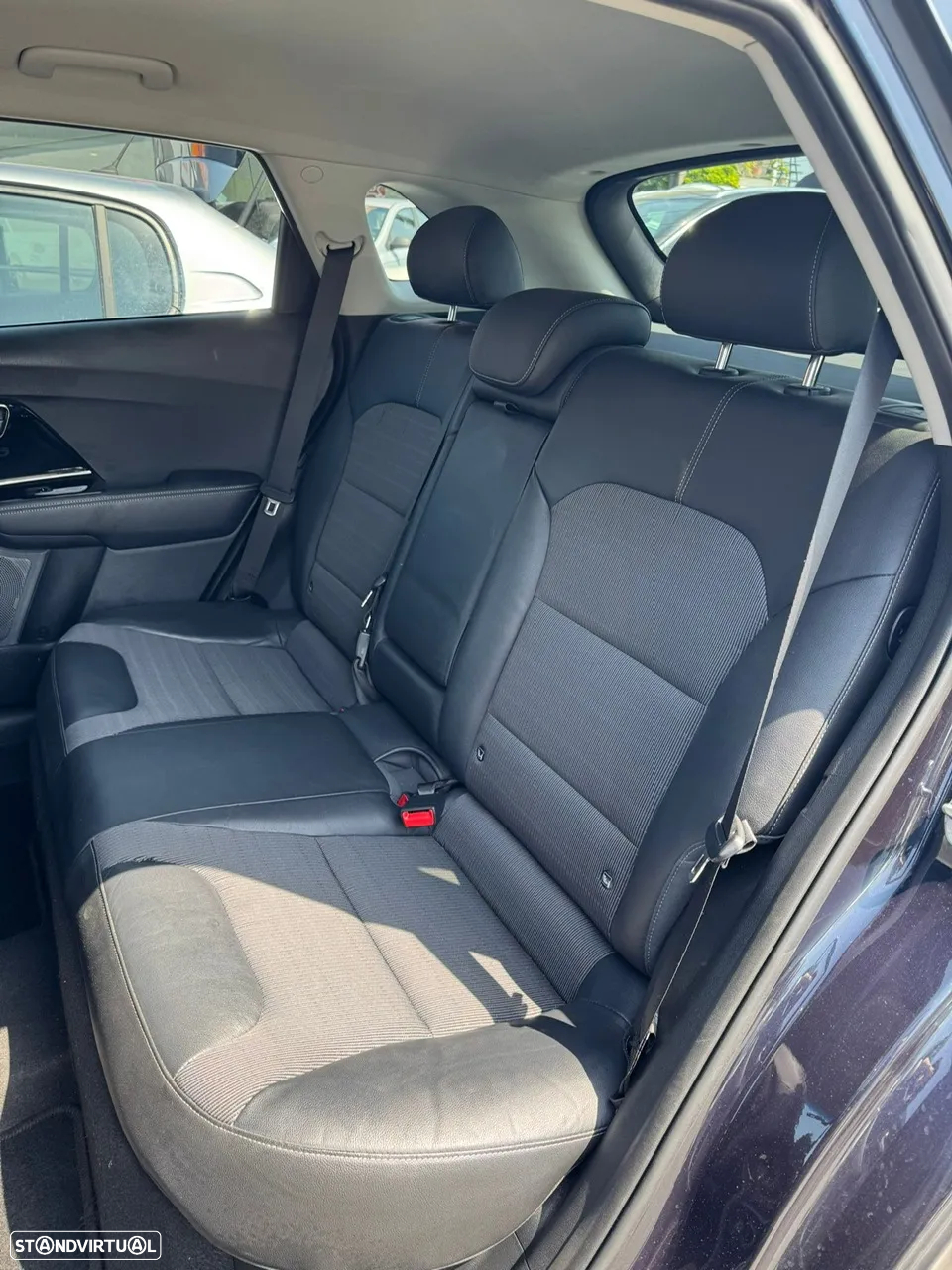 Kia Niro 1.6 GDi HEV - 9