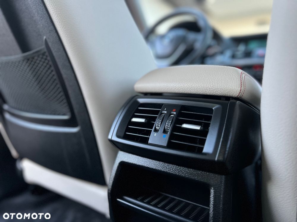 BMW X4 xDrive20d xLine - 29