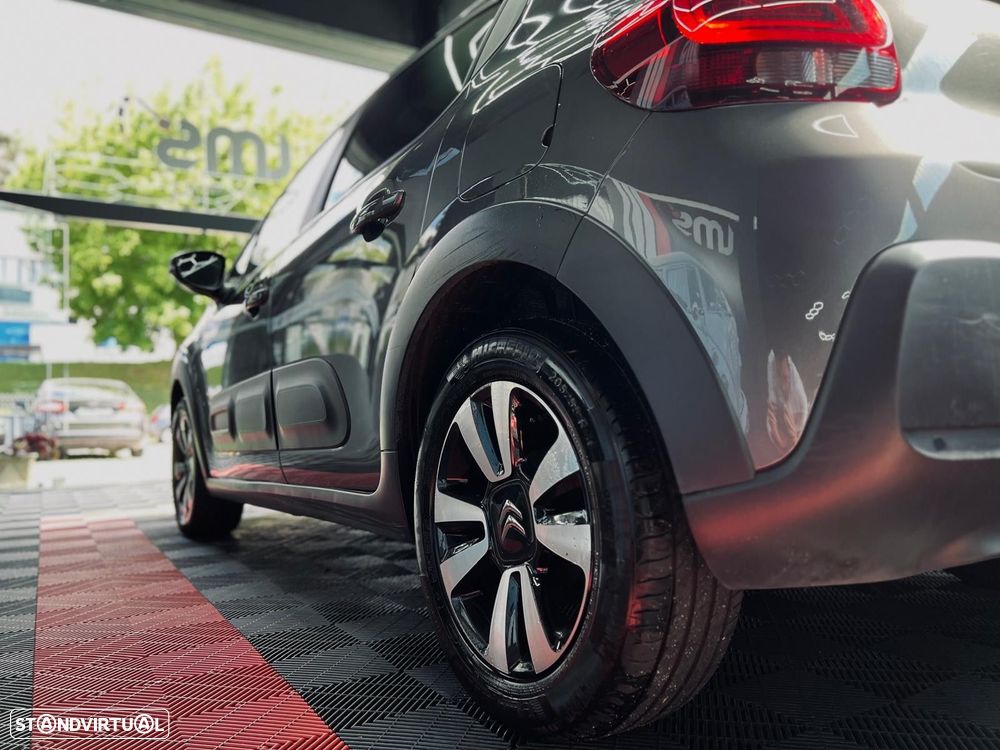 Citroën C3 1.2 PureTech C-Series - 12