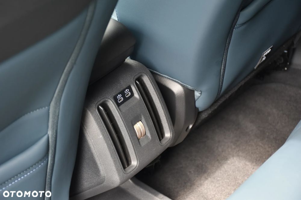 MINI Countryman SE ALL4 66.5kWh Linia Favoured - 29